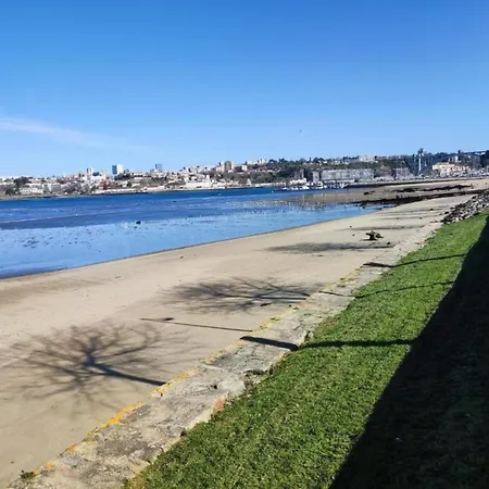 Feel Corporate Housing Boavista I * Porto